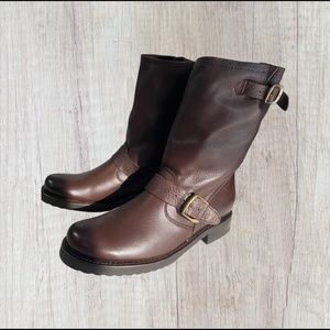 Frye Veronica Short Boot (Variety of sizes)